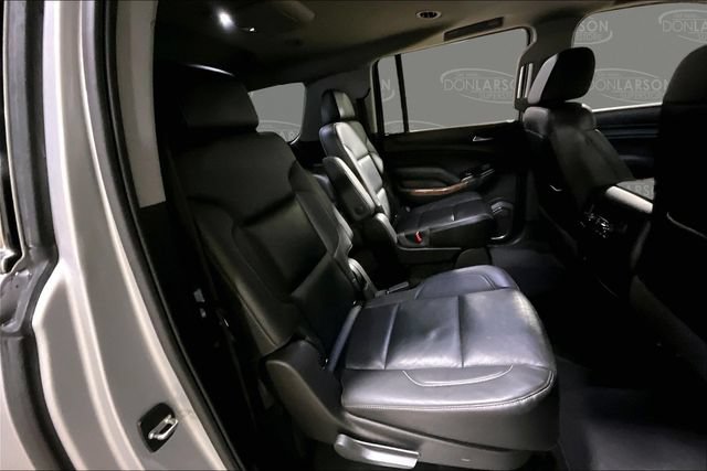 Used 2018 Chevrolet Suburban Premier AWD/4WD image 16