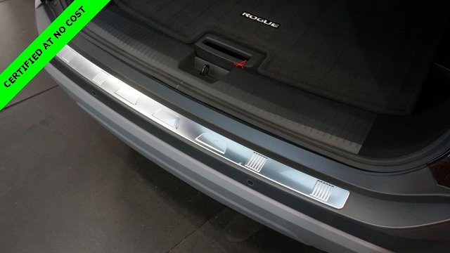 Used 2022 Nissan Rogue SV image 42