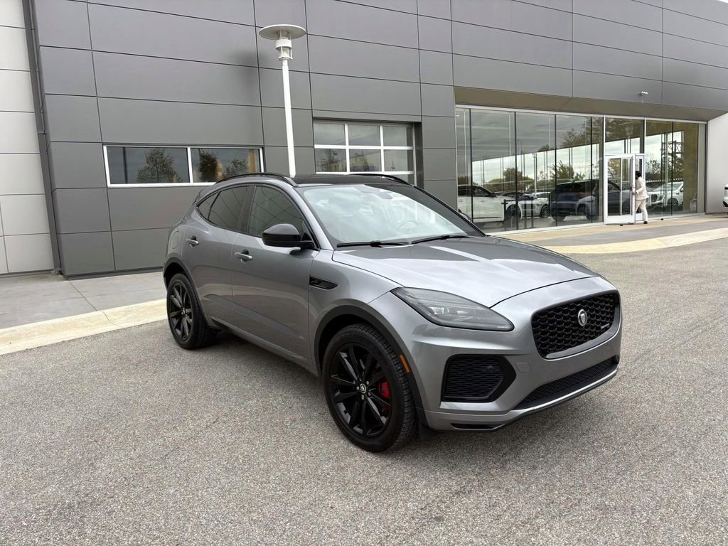 Used 2024 Jaguar E-PACE R-Dynamic SE image 3