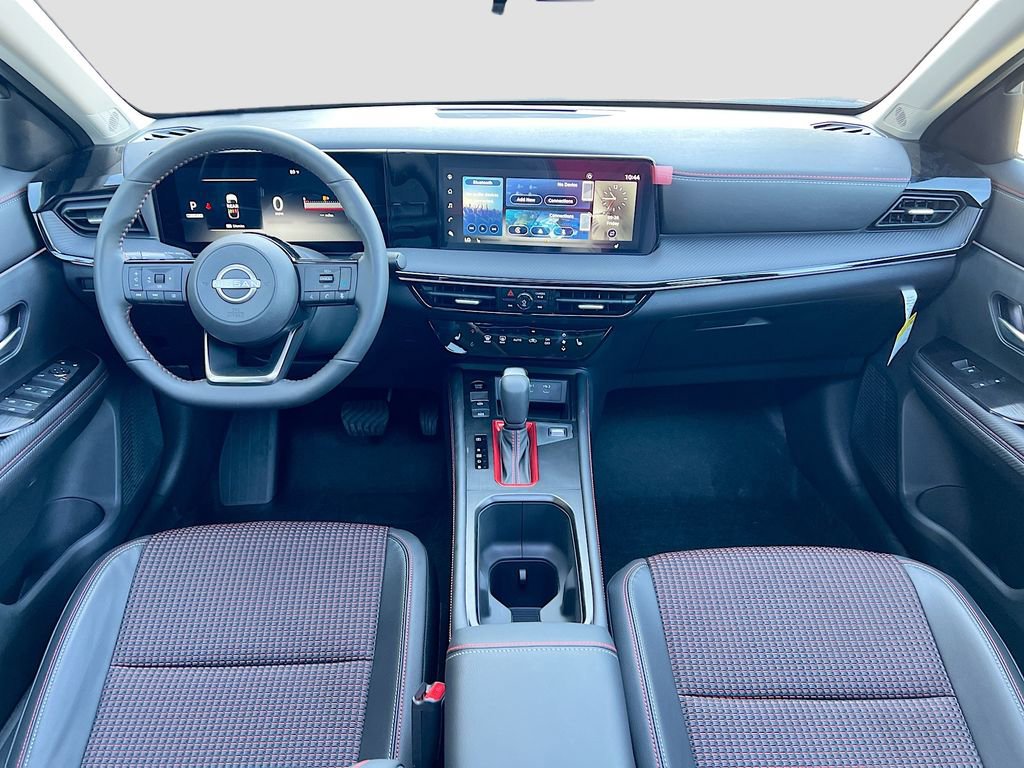 New 2025 Nissan Kicks SR w/ SR Premium Package AWD/4WD image 21
