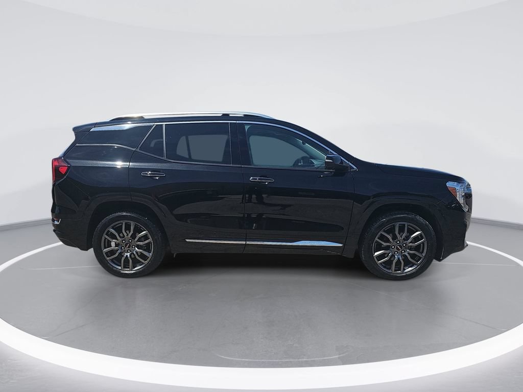 Certified 2024 GMC Terrain Denali w/ Black Diamond Edition AWD/4WD image 2