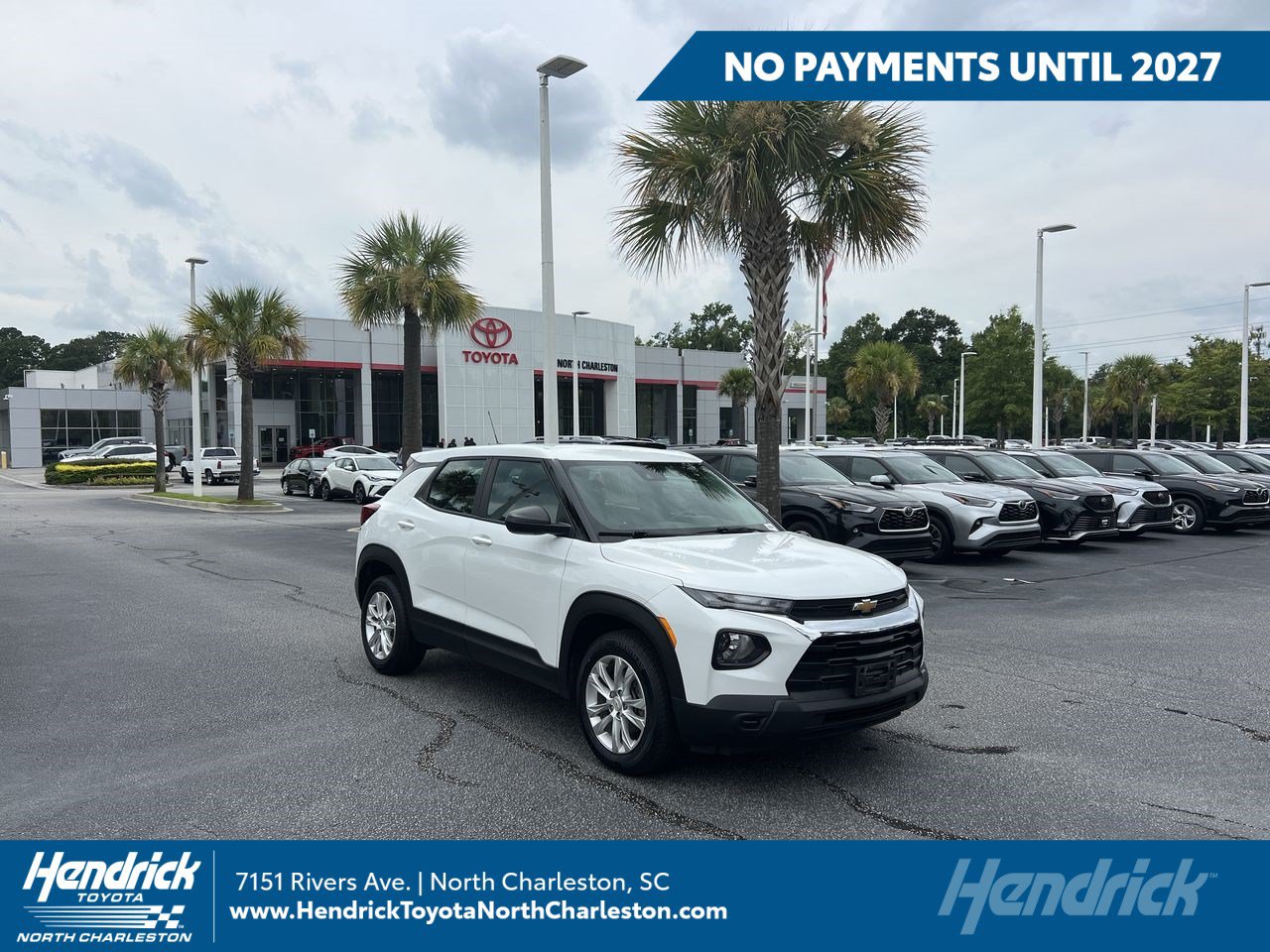 Used 2023 Chevrolet TrailBlazer LS AWD/4WD image 1