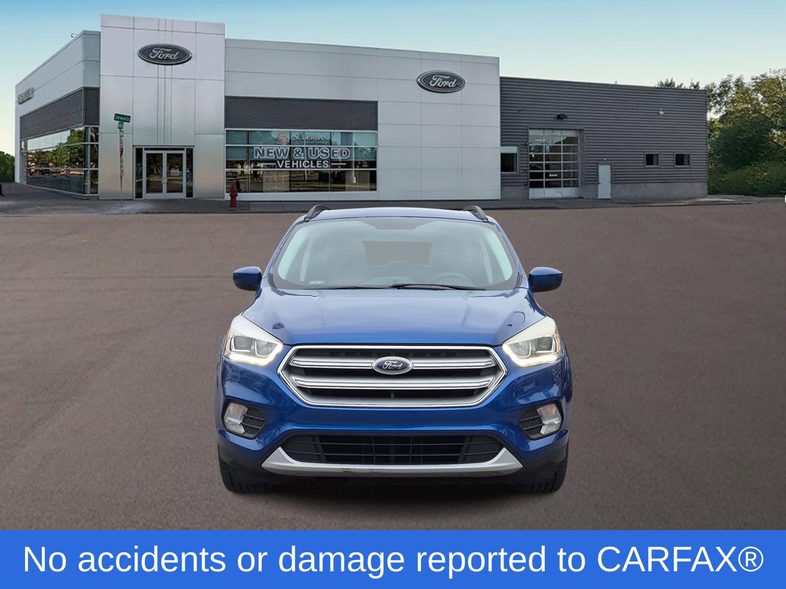Used 2017 Ford Escape SE w/ Equipment Group 201A FWD image 3