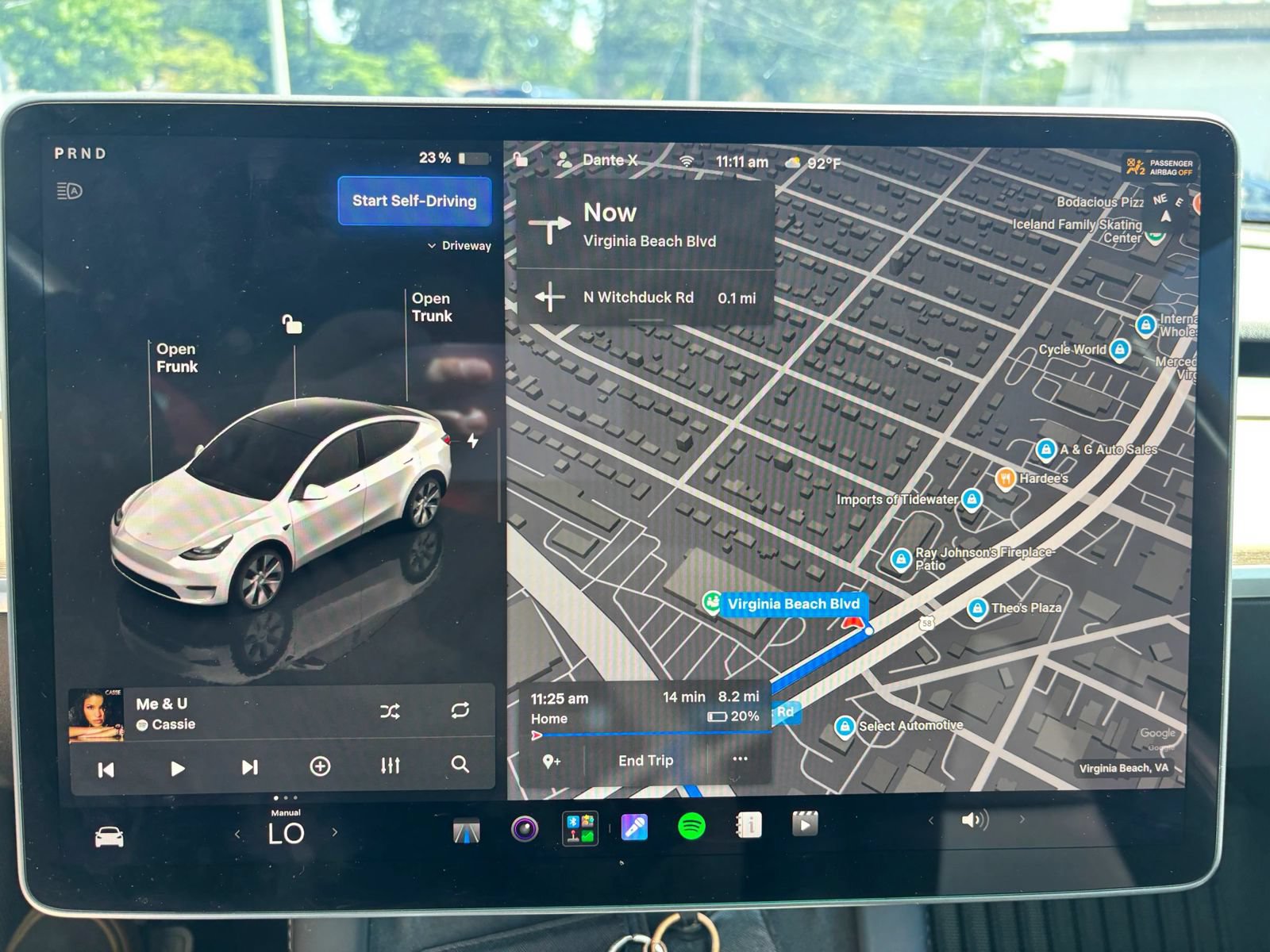 Used 2023 Tesla Model Y Long Range AWD/4WD image 32