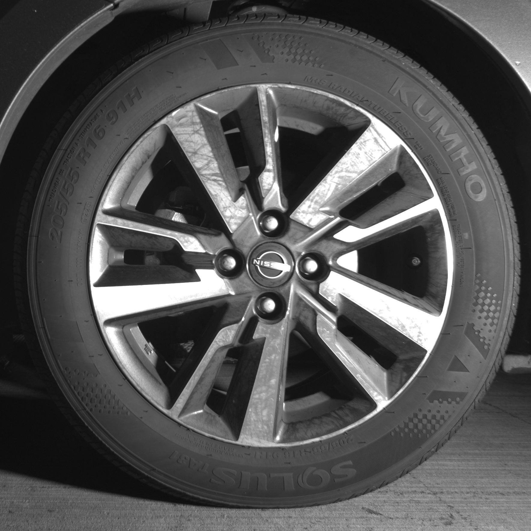 Used 2025 Nissan Versa SV image 12