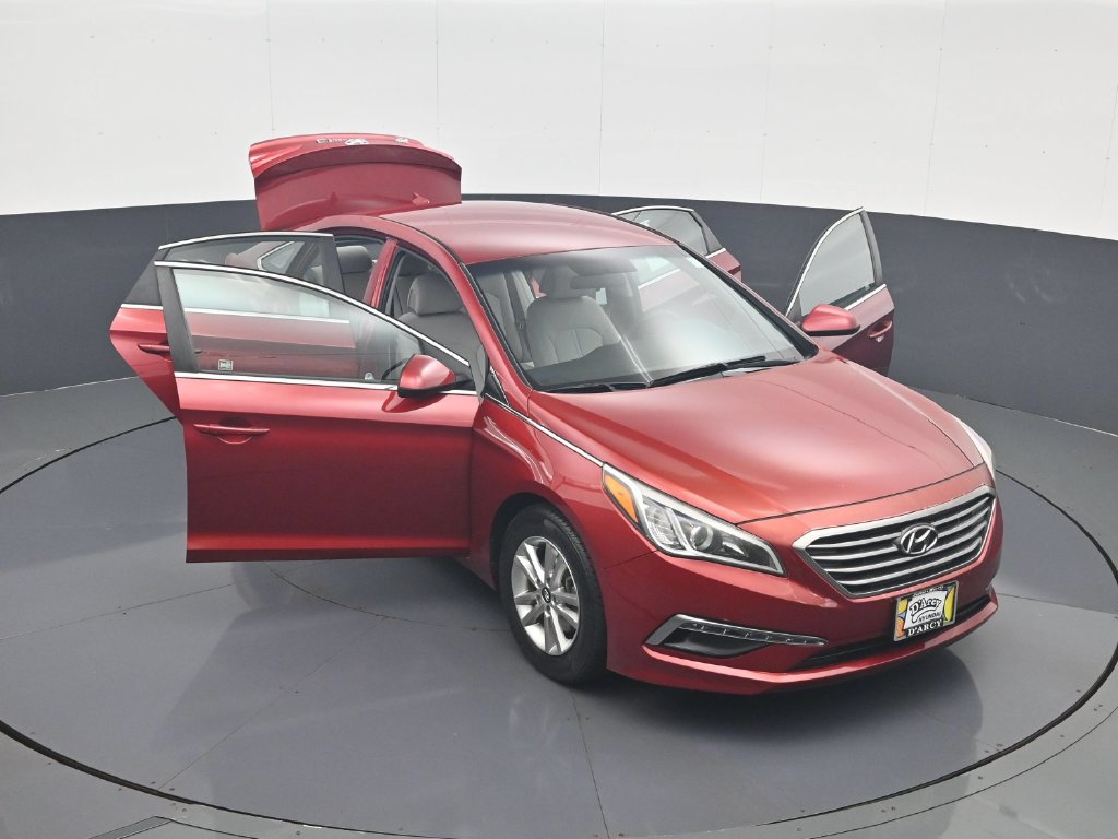 Used 2015 Hyundai Sonata SE w/ Cargo Package FWD image 30