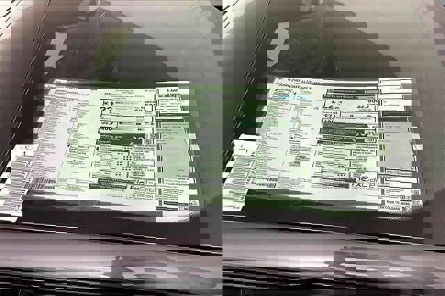 New 2025 Jeep Grand Cherokee Laredo image 14