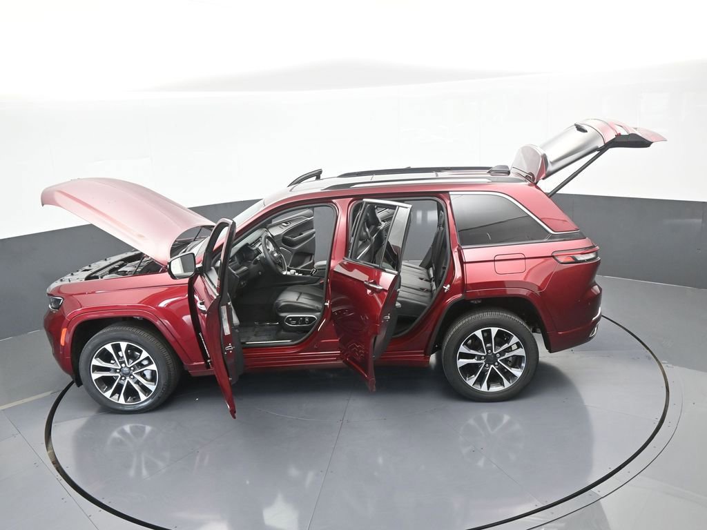 Used 2023 Jeep Grand Cherokee Overland w/ Luxury Tech Group IV image 70
