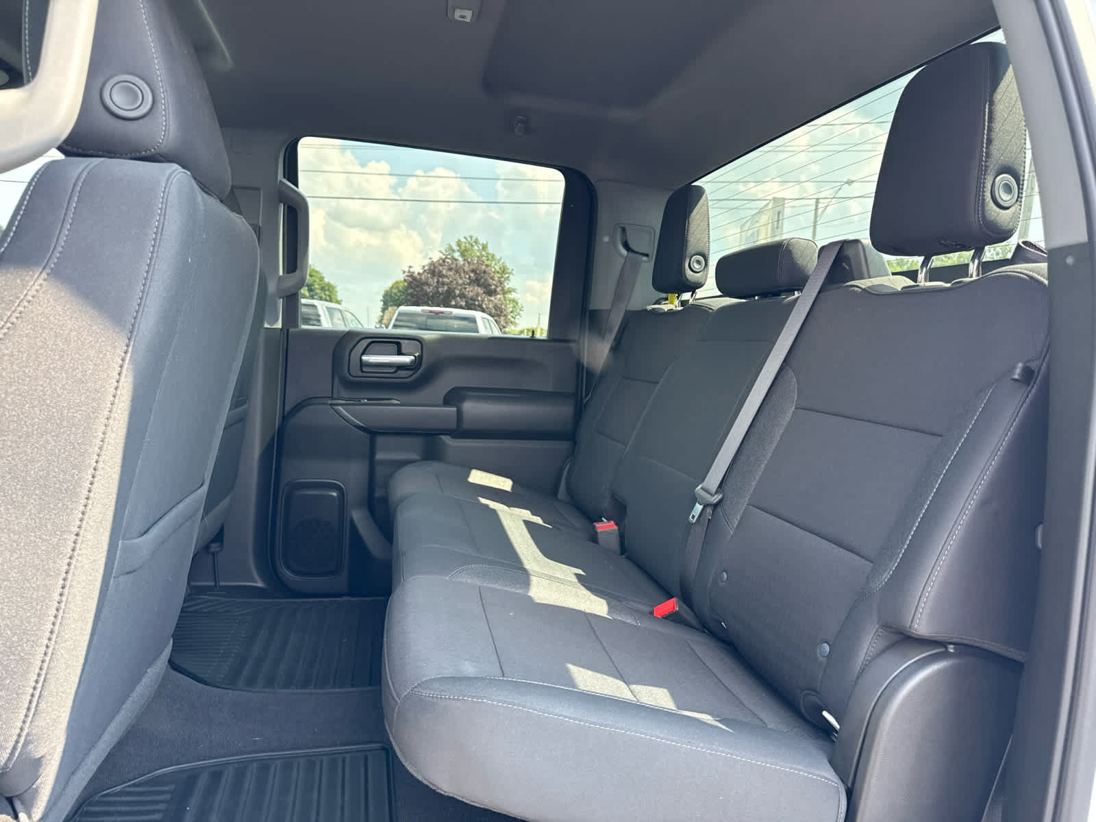 Certified 2024 Chevrolet Silverado 2500 Custom w/ Custom Convenience Package AWD/4WD image 21