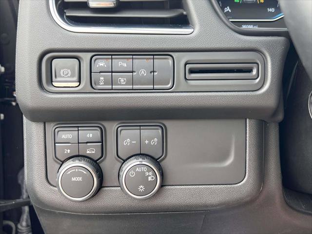 Used 2024 Chevrolet Suburban RST w/ Luxury Package AWD/4WD image 24