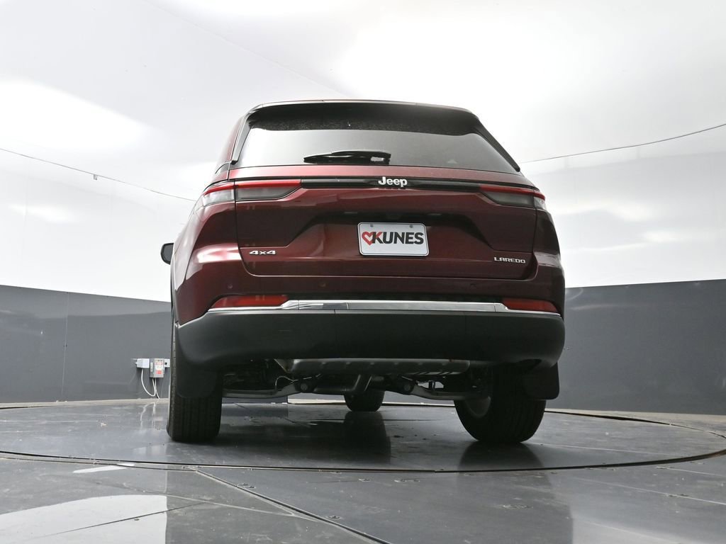 New 2025 Jeep Grand Cherokee Laredo X w/ Luxury Tech Group I image 55