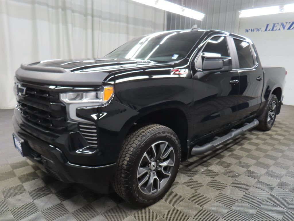 Used 2023 Chevrolet Silverado 1500 RST w/ Convenience Package II AWD/4WD image 6