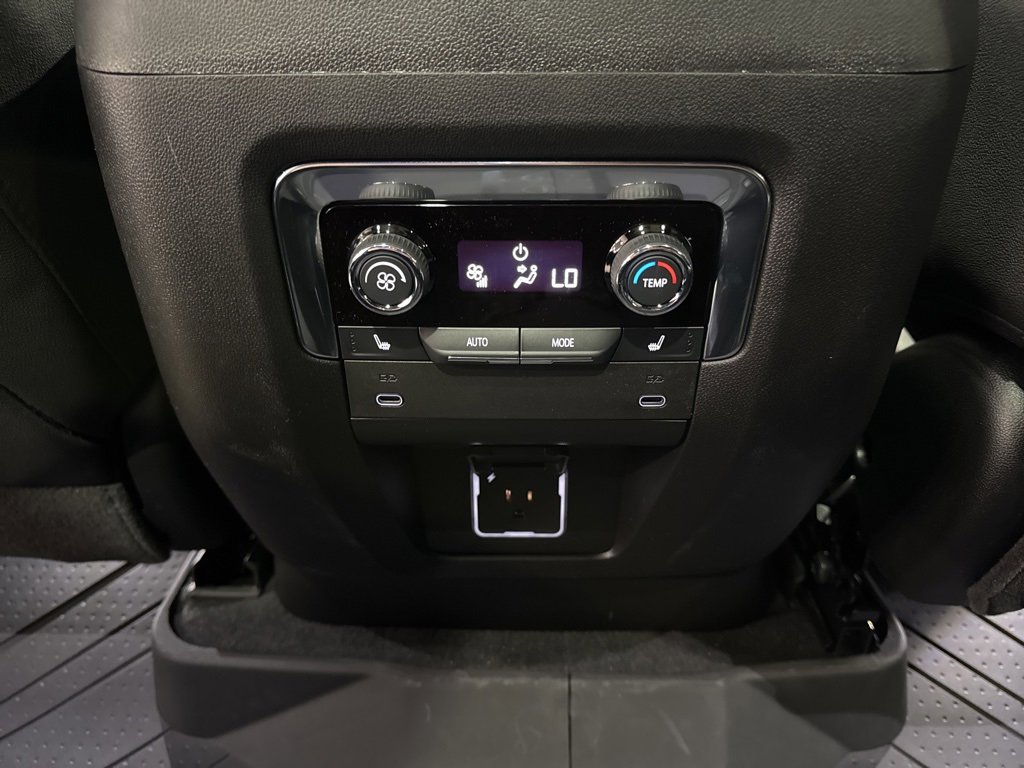 New 2026 Chevrolet Tahoe High Country w/ Sun And Tow Package image 47