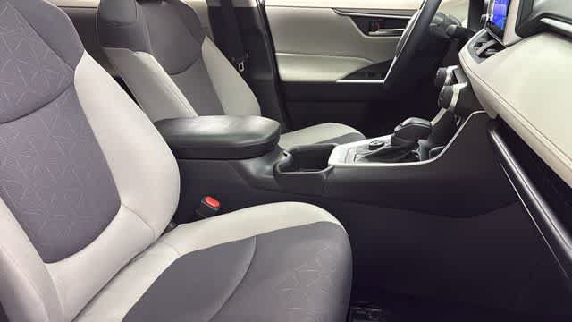 Used 2025 Toyota RAV4 XLE w/ Convenience Package AWD/4WD image 35