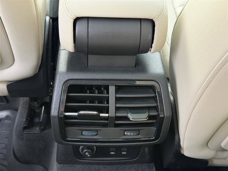 Used 2022 Audi Q3 2.0T Premium w/ Convenience Package image 31