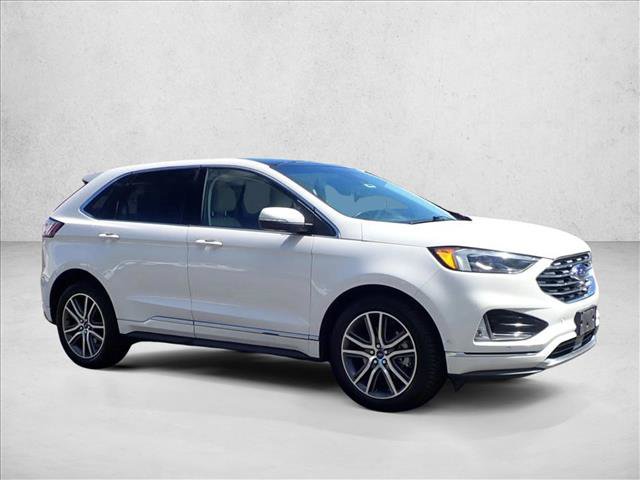 Used 2019 Ford Edge Titanium w/ Equipment Group 301A AWD/4WD image 5