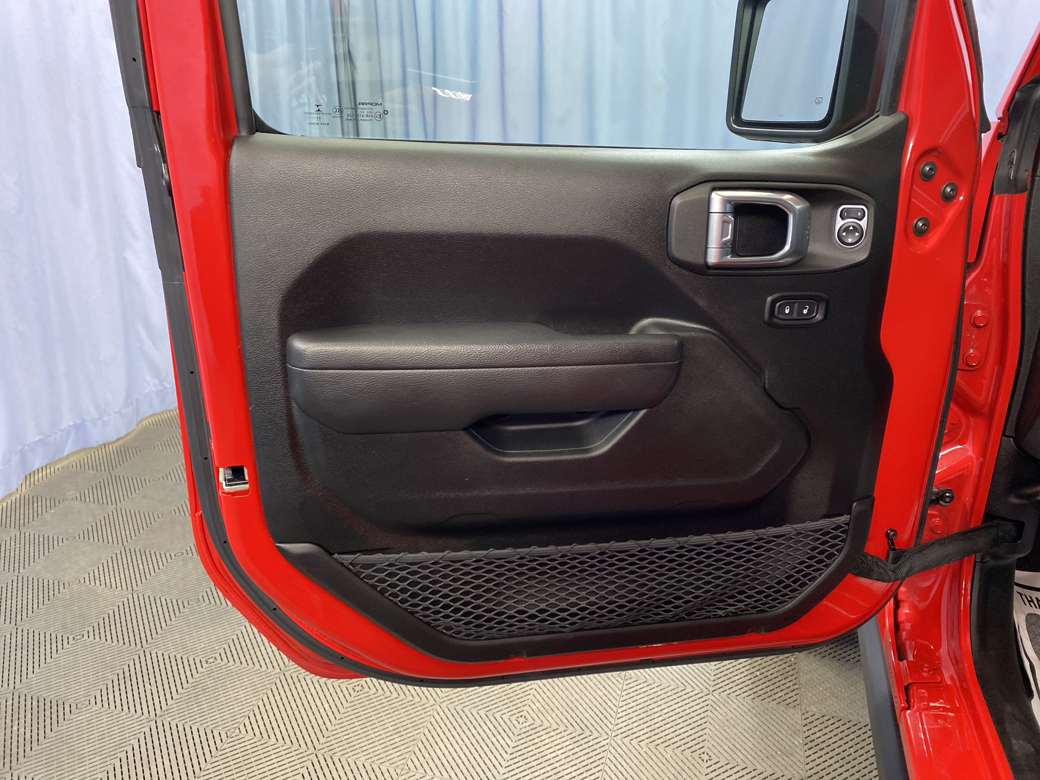 Certified 2023 Jeep Wrangler Willys AWD/4WD image 11