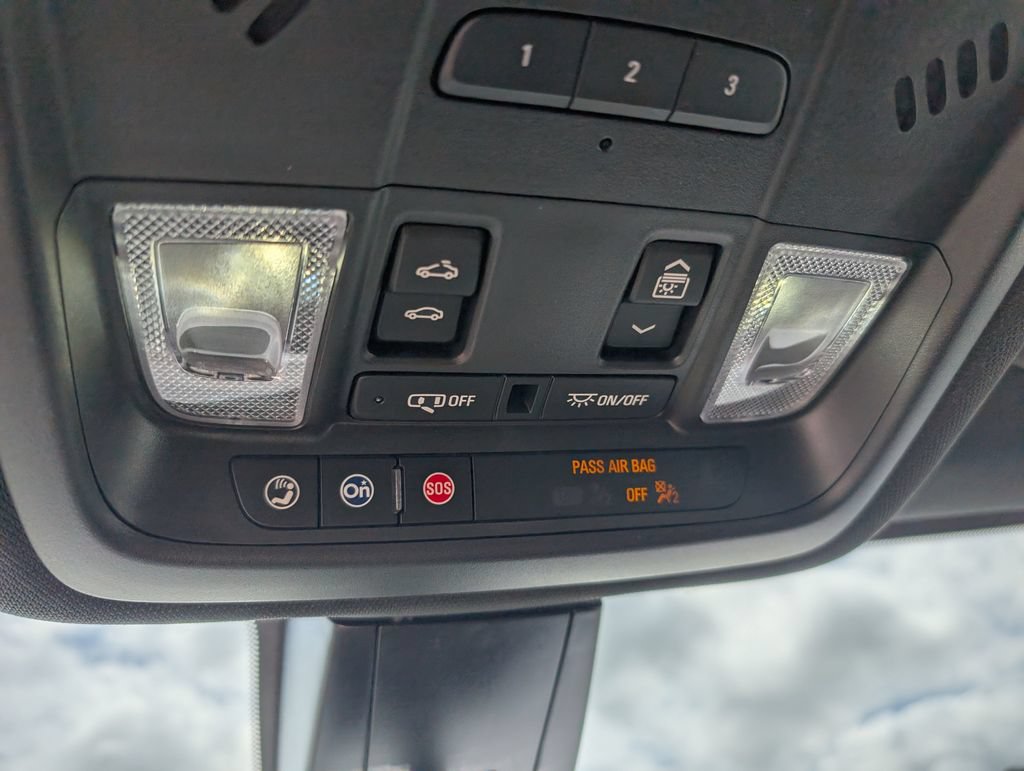 Used 2025 Chevrolet Blazer RS w/ Driver Confidence II Package FWD image 12