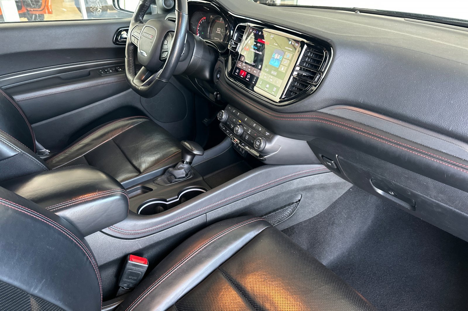 Used 2024 Dodge Durango GT image 17