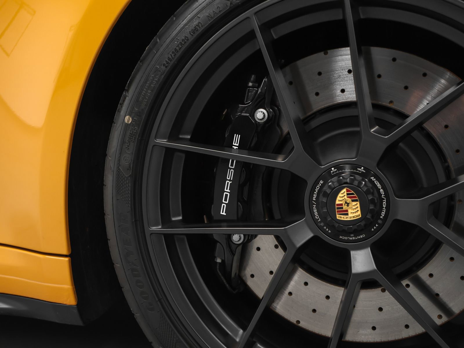 Certified 2025 Porsche 911 Carrera GTS image 23