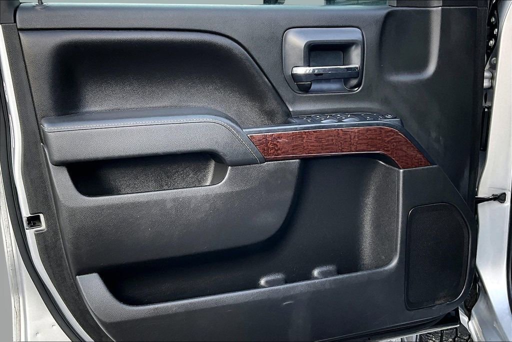 Used 2016 GMC Sierra 2500 SLE w/ SLE Preferred Package image 20