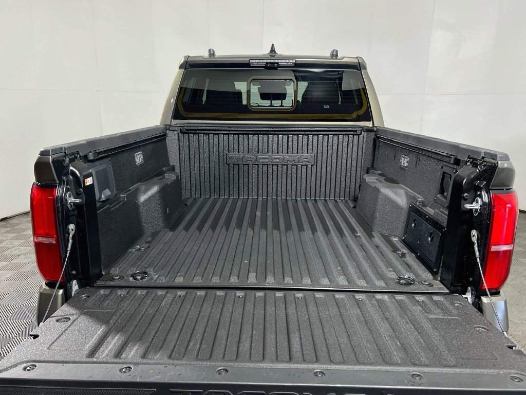 Certified 2025 Toyota Tacoma Limited w/ Tow Tech Package AWD/4WD image 22
