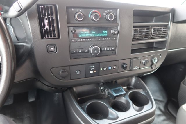 Used 2020 Chevrolet Express 3500 w/ Power Convenience Package RWD image 11
