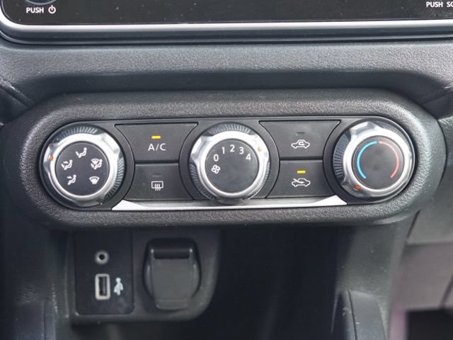 Used 2021 Nissan Versa S FWD image 20