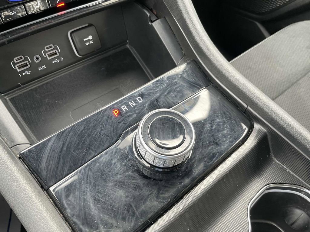 Certified 2025 Jeep Grand Cherokee Altitude image 40