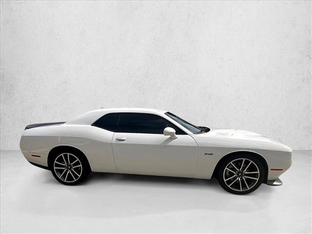Used 2023 Dodge Challenger R/T RWD image 3