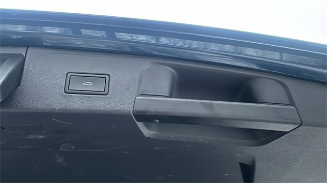 Used 2022 Volkswagen Atlas SE image 43