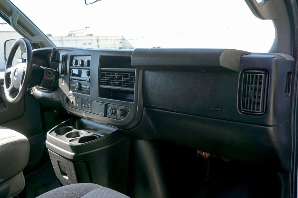 Used 2017 Chevrolet Express 3500 LT w/ LT Preferred Equipment Group RWD image 56