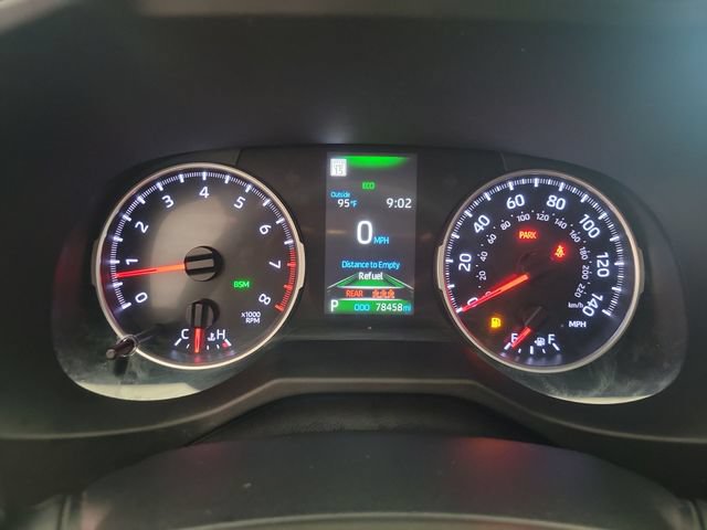 Used 2022 Toyota RAV4 LE FWD image 15