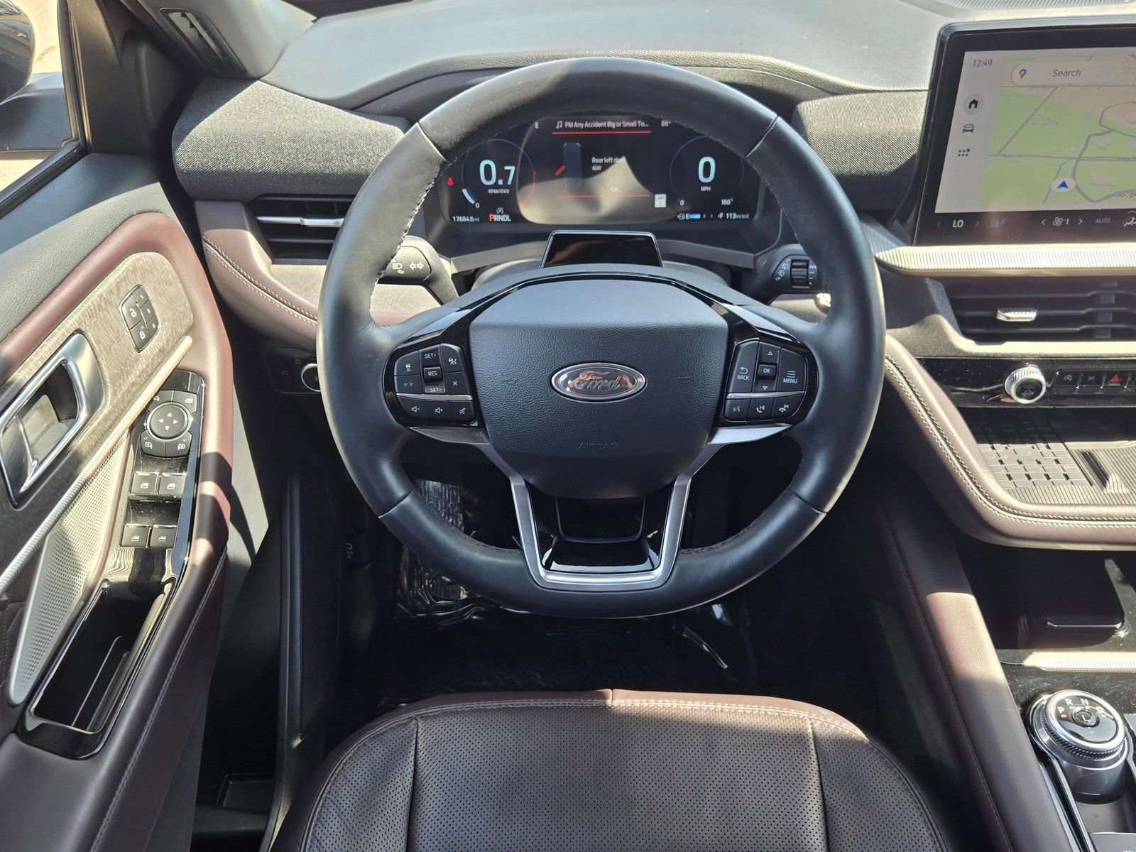 Used 2025 Ford Explorer Platinum w/ LUX Leather Package image 13