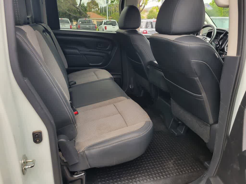Used 2017 Nissan Titan S RWD image 14