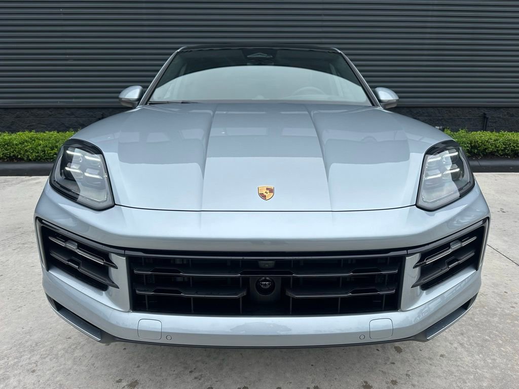 Used 2026 Porsche Cayenne E-Hybrid Coupe image 8