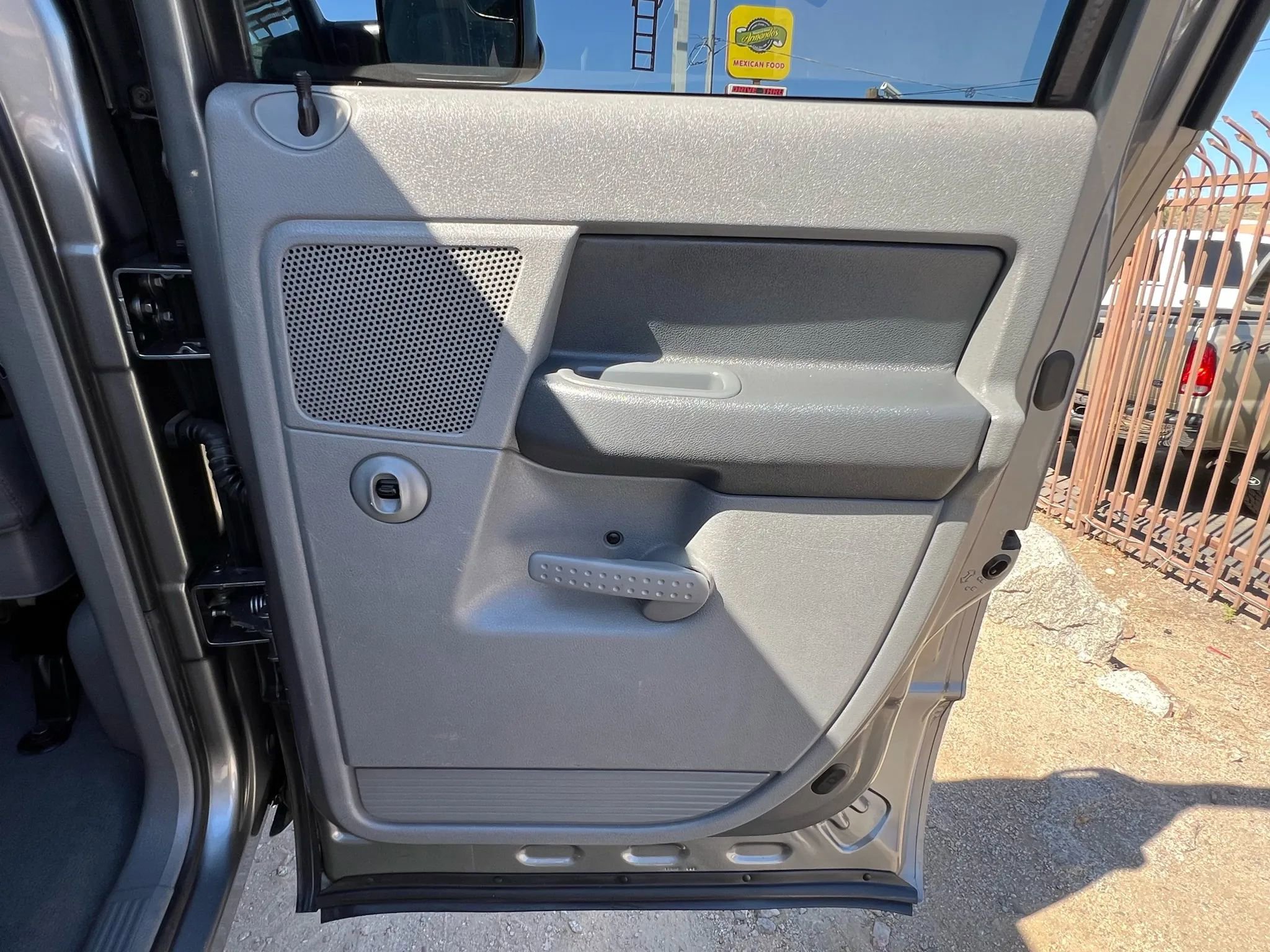 Used 2007 Dodge Ram 2500 Truck Laramie image 24