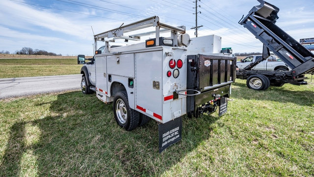 Used 2011 Ford F550 4x4 Regular Cab Super Duty w/ Payload Upgrade Pkg image 6