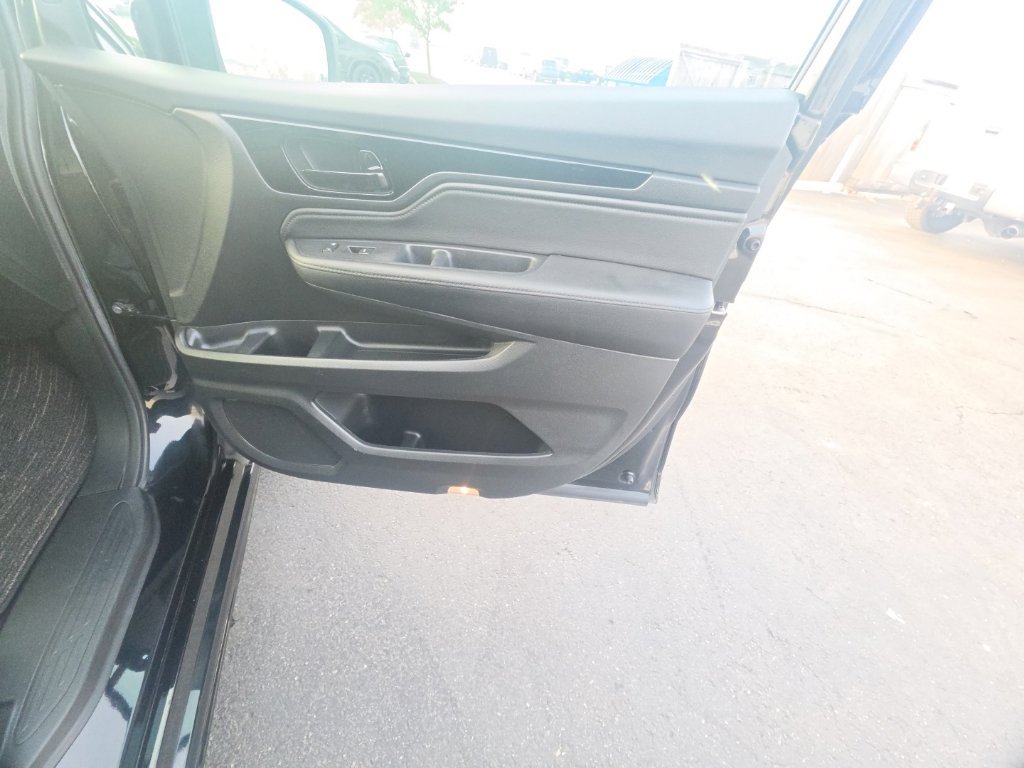 Certified 2024 Honda Odyssey Touring image 33
