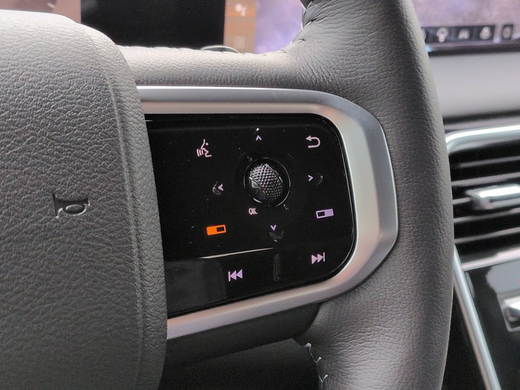 New 2026 Nissan Armada SL w/ Captain's Chari Seat Package RWD image 25