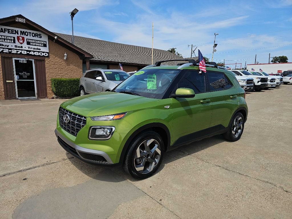 Used 2023 Hyundai Venue SEL image 6