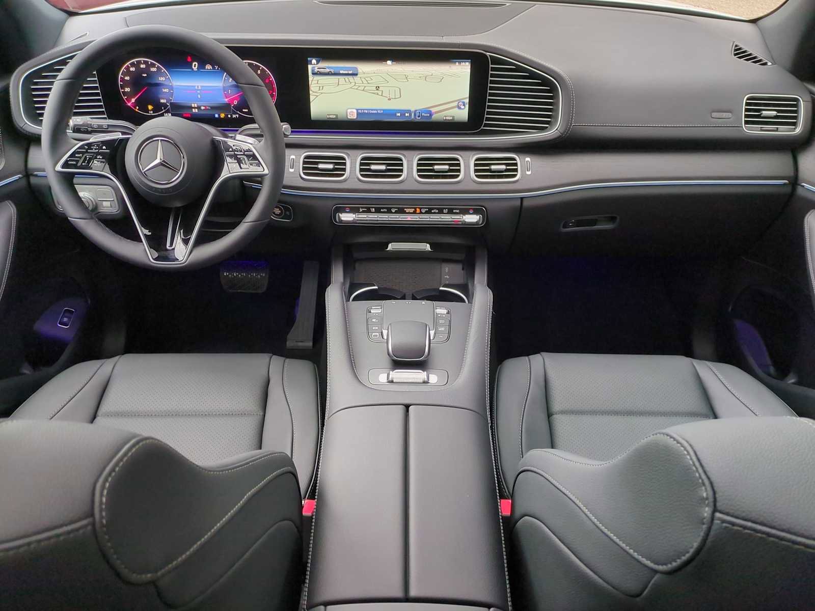 Used 2025 Mercedes-Benz GLS 450 4MATIC image 16