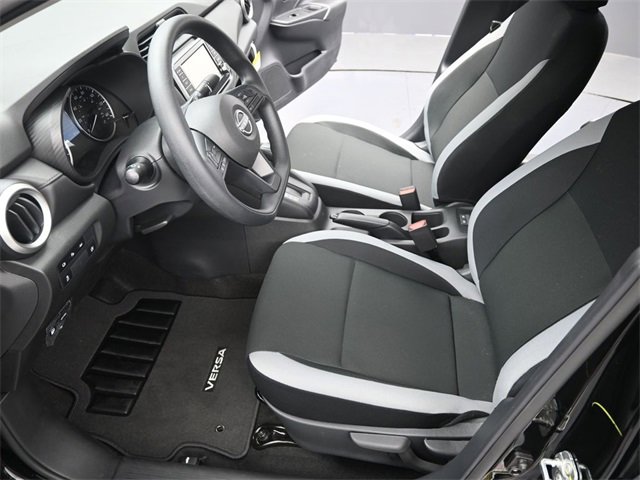 Used 2025 Nissan Versa S w/ S Plus Package image 13
