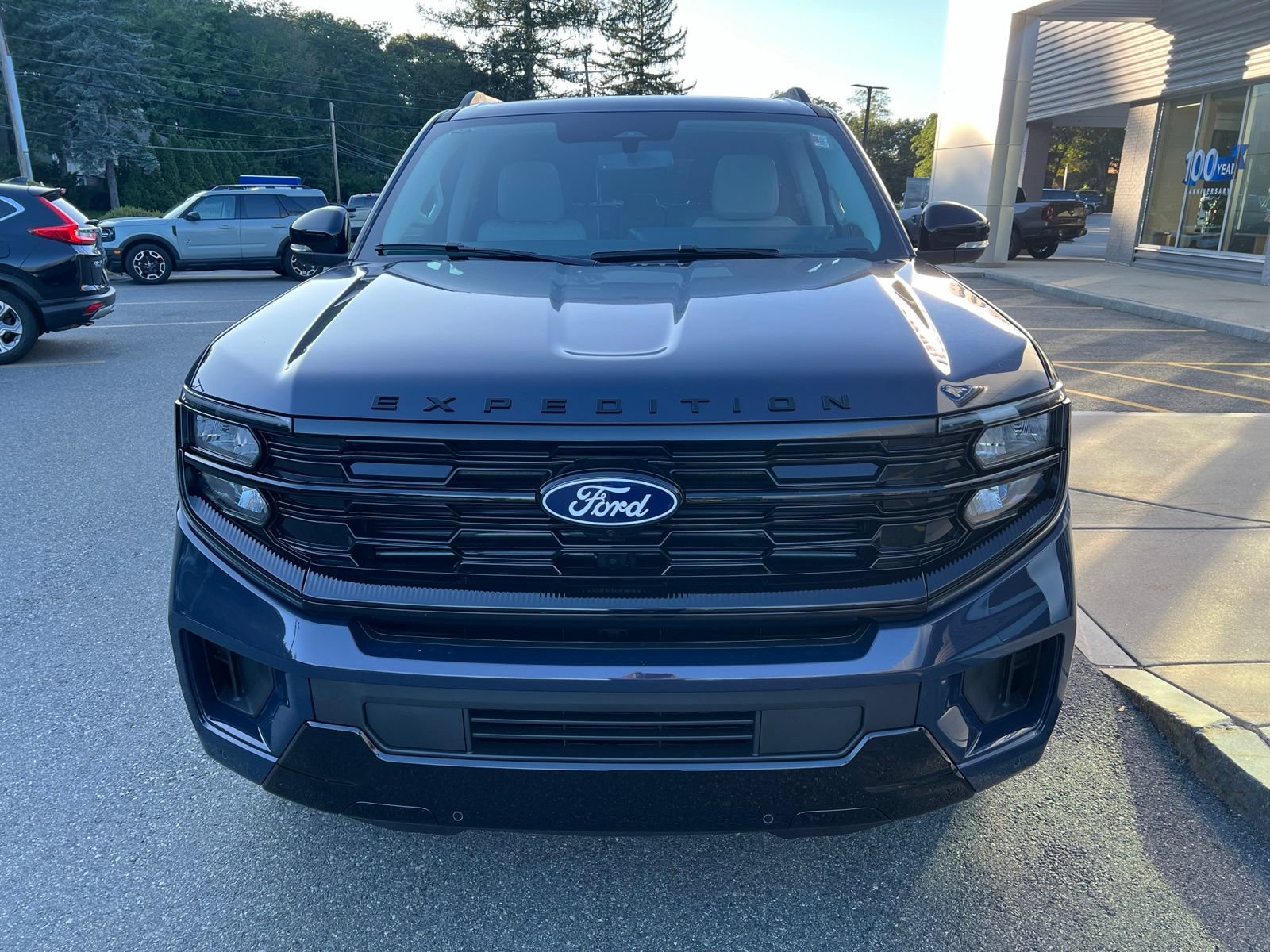 New 2027 Ford Expedition Max Platinum AWD/4WD image 2