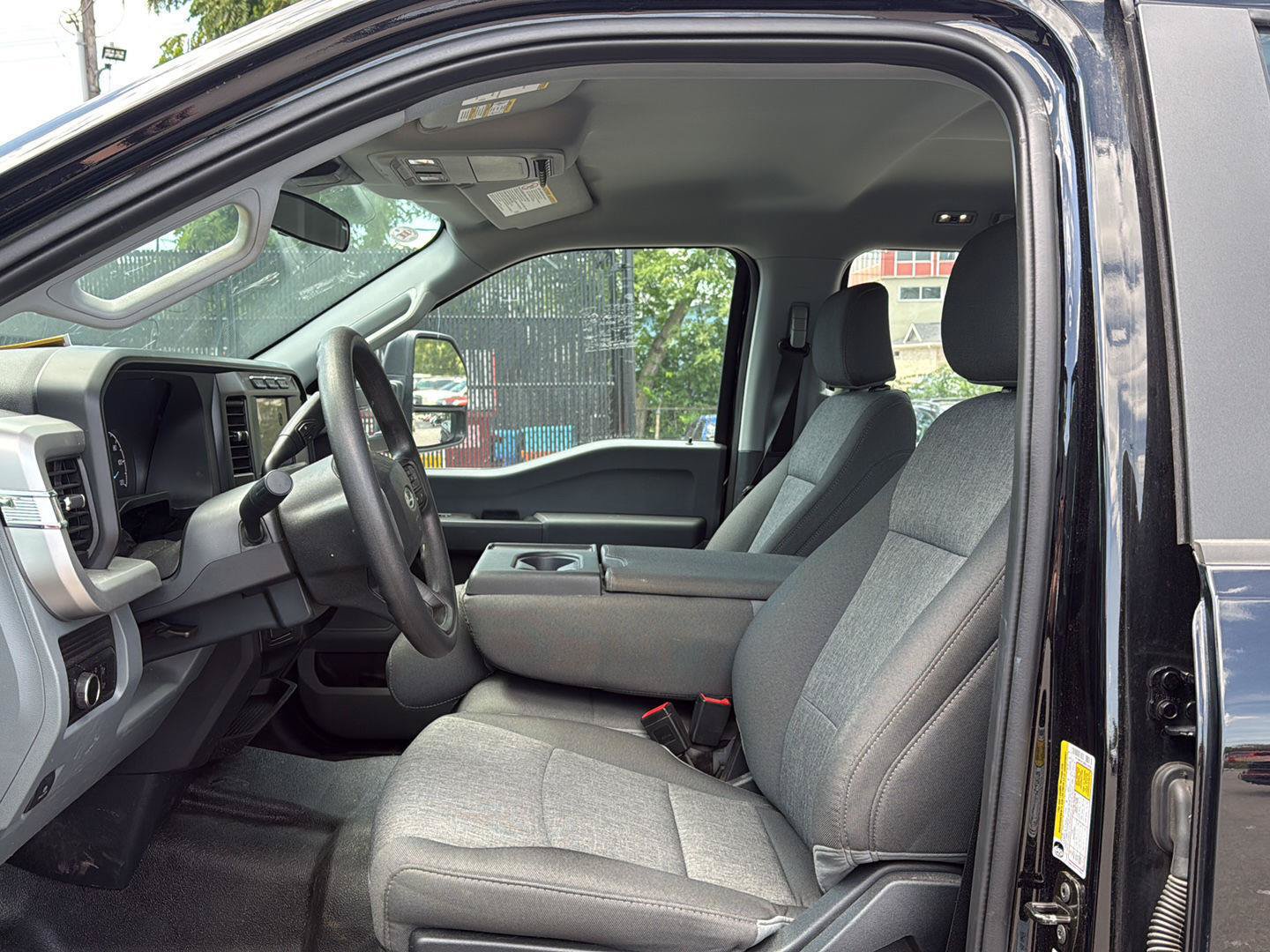 Used 2024 Ford F350 XL AWD/4WD image 9