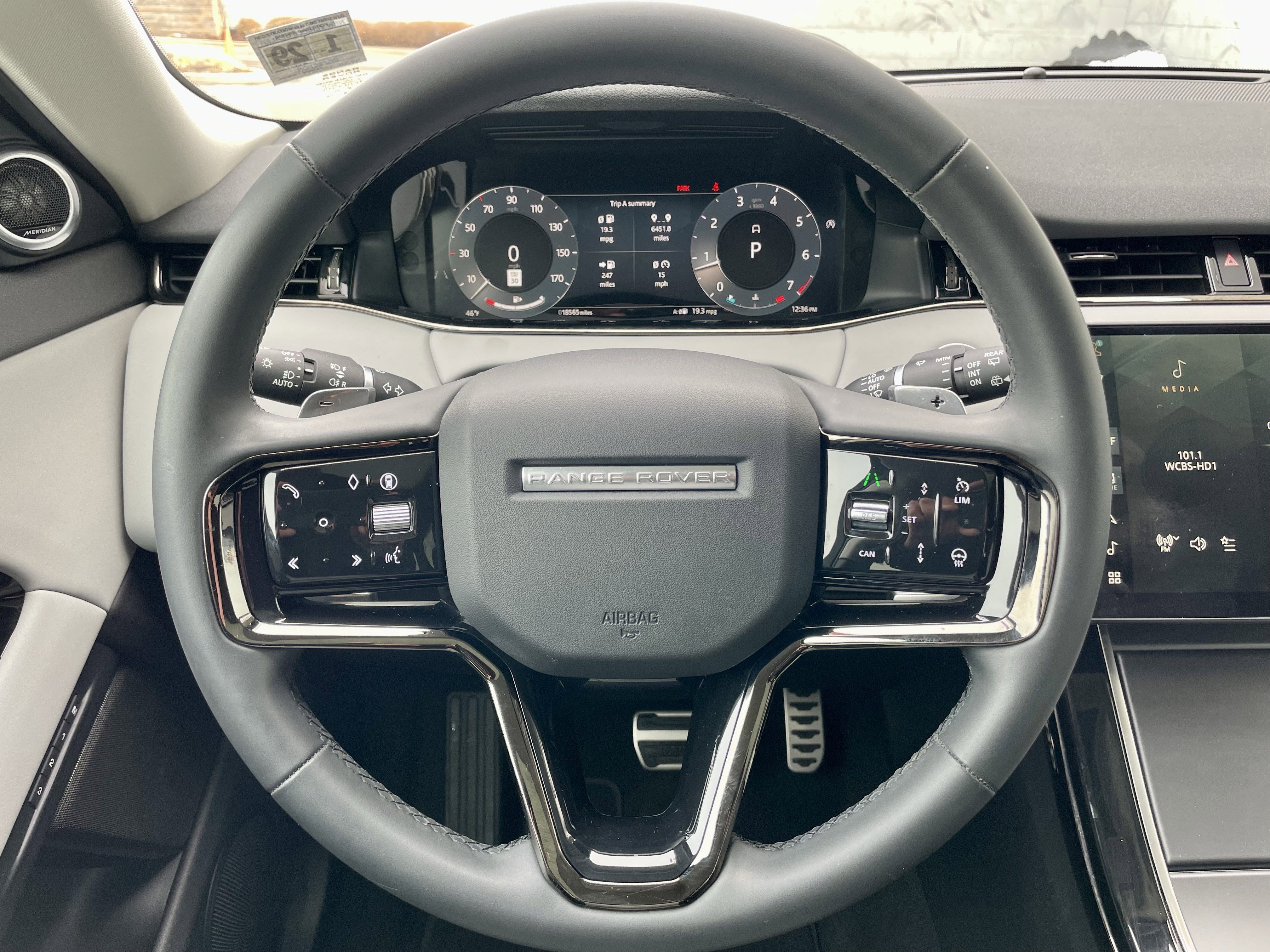 Certified 2024 Land Rover Range Rover Evoque Dynamic SE image 21