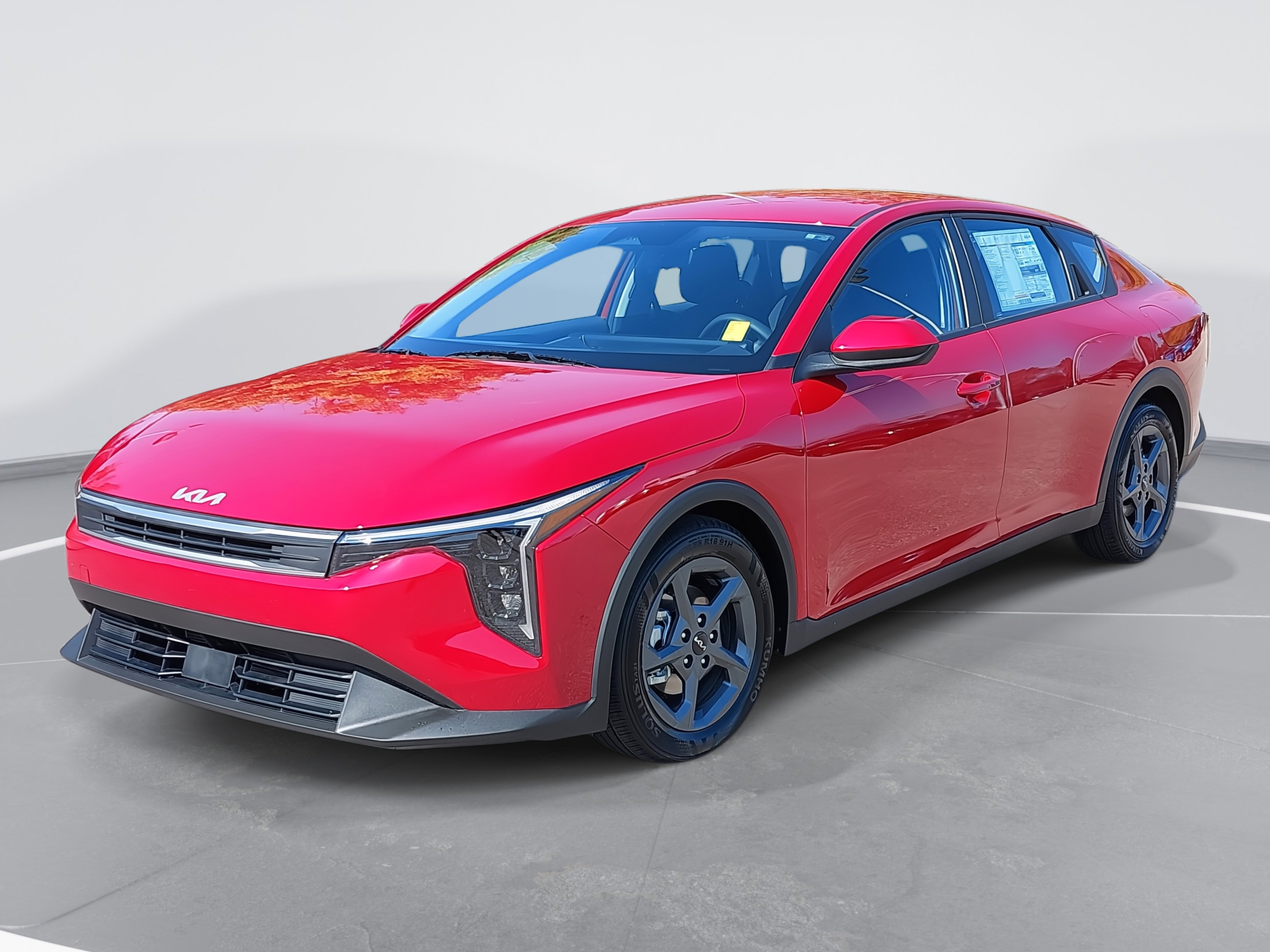 New 2025 Kia K4 LXS
