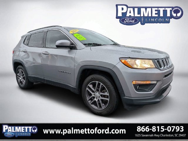 Used 2020 Jeep Compass Latitude w/ Popular Equipment Group FWD image 2