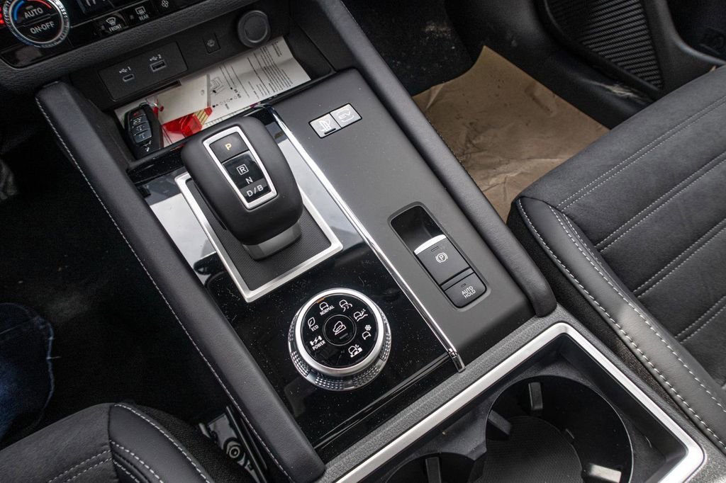 New 2025 Mitsubishi Outlander 4WD Plug-In Hybrid image 39