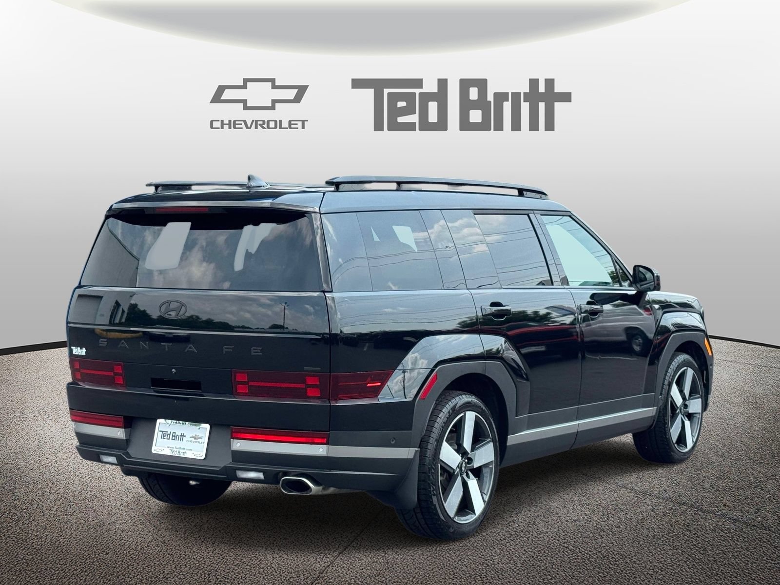 Used 2024 Hyundai Santa Fe Limited AWD/4WD image 4
